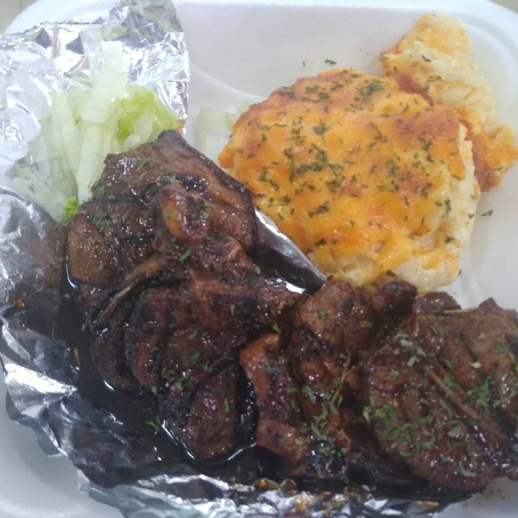 Taste buds comfort cuisine | restaurant | 15349 W McNichols Rd, Detroit, MI 48235, USA | 3133977675 OR +1 313-397-7675