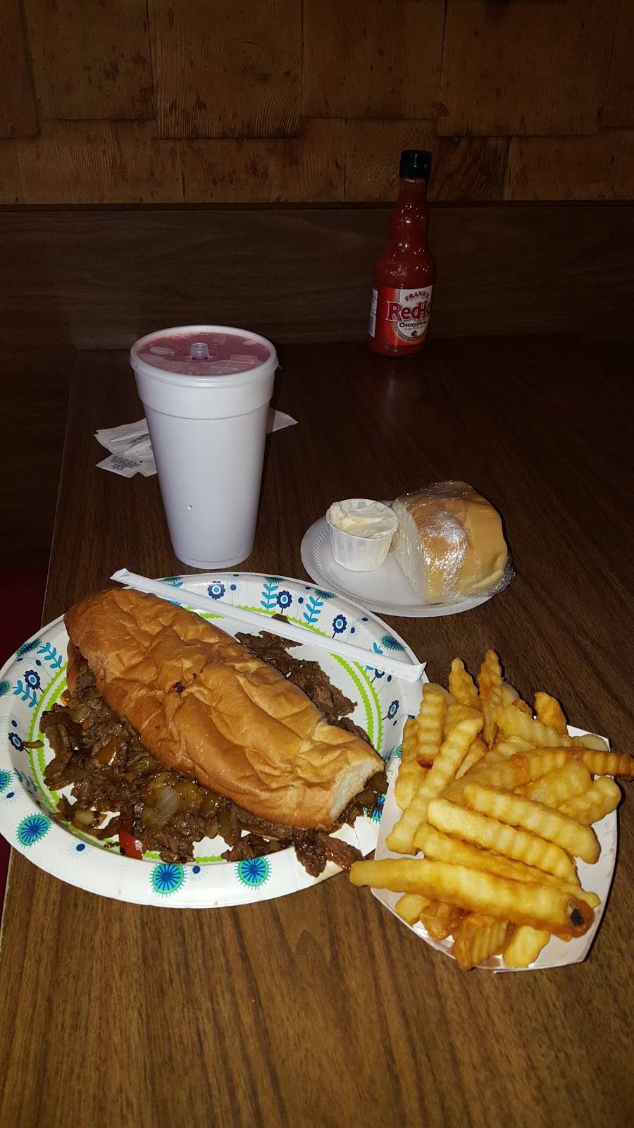 Campis Restaurant | restaurant | 205 Scottsville Rd, Rochester, NY 14611, USA | 5852357205 OR +1 585-235-7205