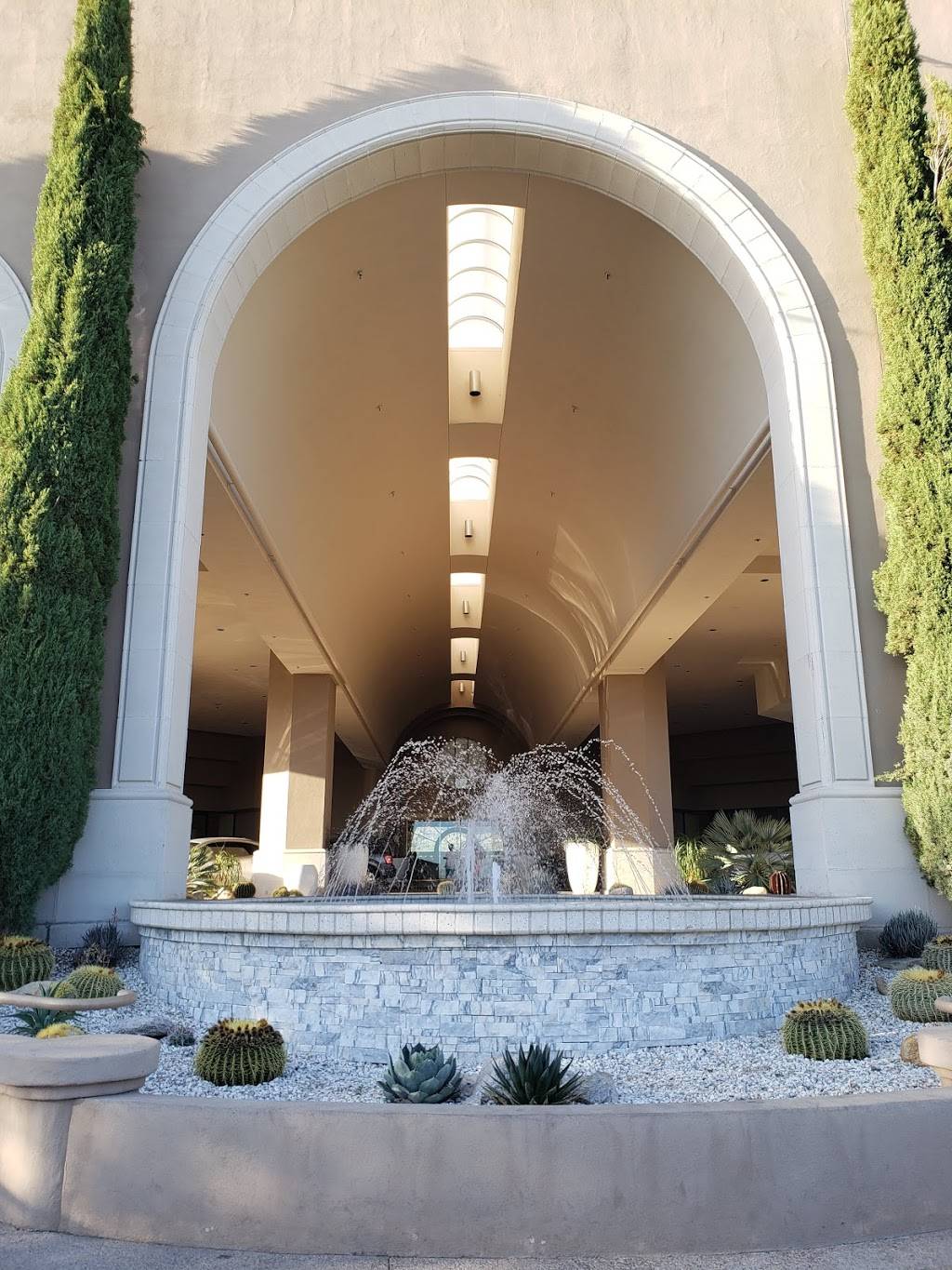 Azul Restaurant and Lounge | restaurant | The Westin, Resort & Spa, 3800 E Sunrise Dr, Tucson, AZ 85718, USA | 5207426000 OR +1 520-742-6000