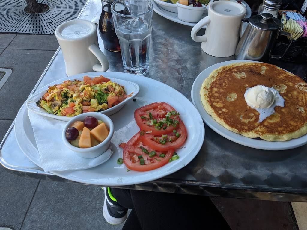 Stacks | restaurant | 501 Hayes St, San Francisco, CA 94102, USA | 4152419011 OR +1 415-241-9011