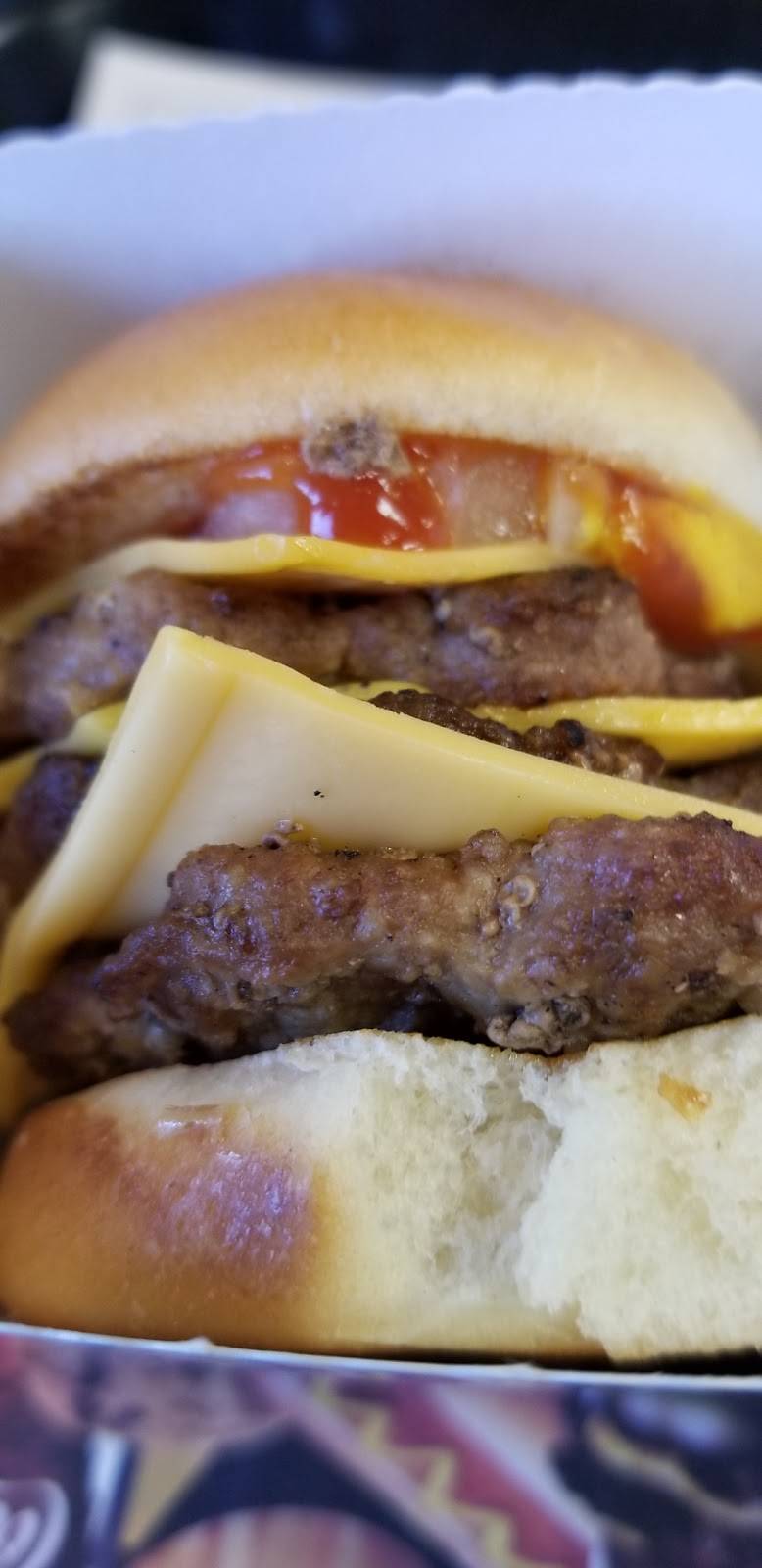 Carls Jr. | restaurant | 840 Sepulveda Blvd, Harbor City, CA 90710, USA | 3105490969 OR +1 310-549-0969