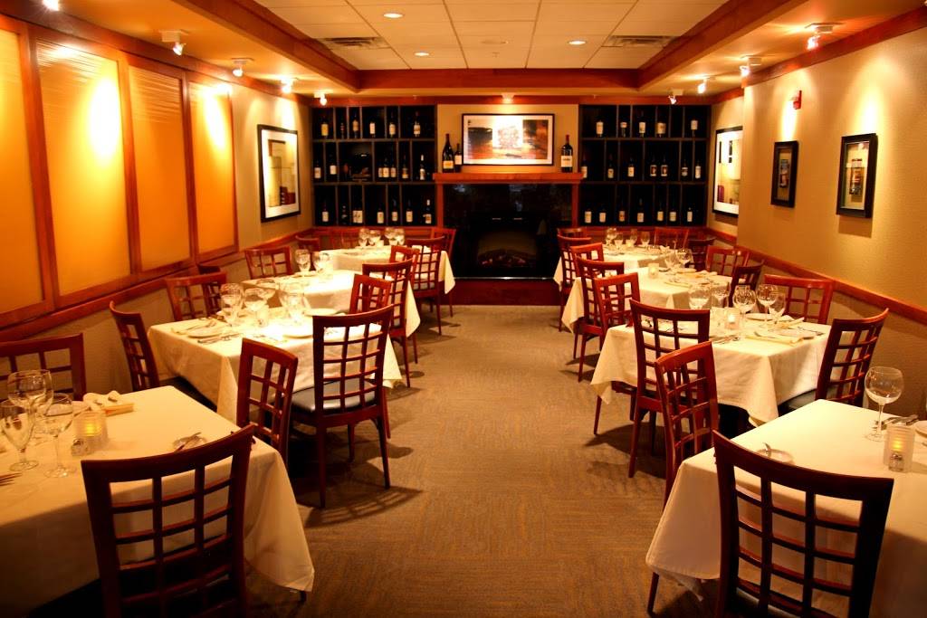 Schlesingers Steakhouse | restaurant | 1106 William Styron Square S, Newport News, VA 23606, USA | 7575994700 OR +1 757-599-4700