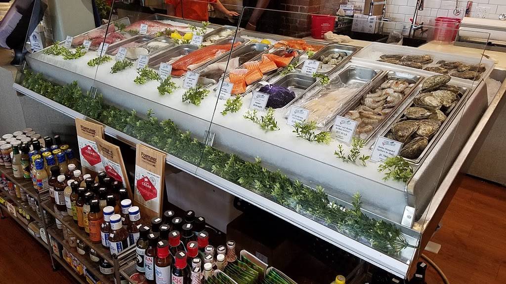 Caplingers Fresh Catch | restaurant | 6685 Whitestown Pkwy, Zionsville, IN 46077, USA | 3177690033 OR +1 317-769-0033