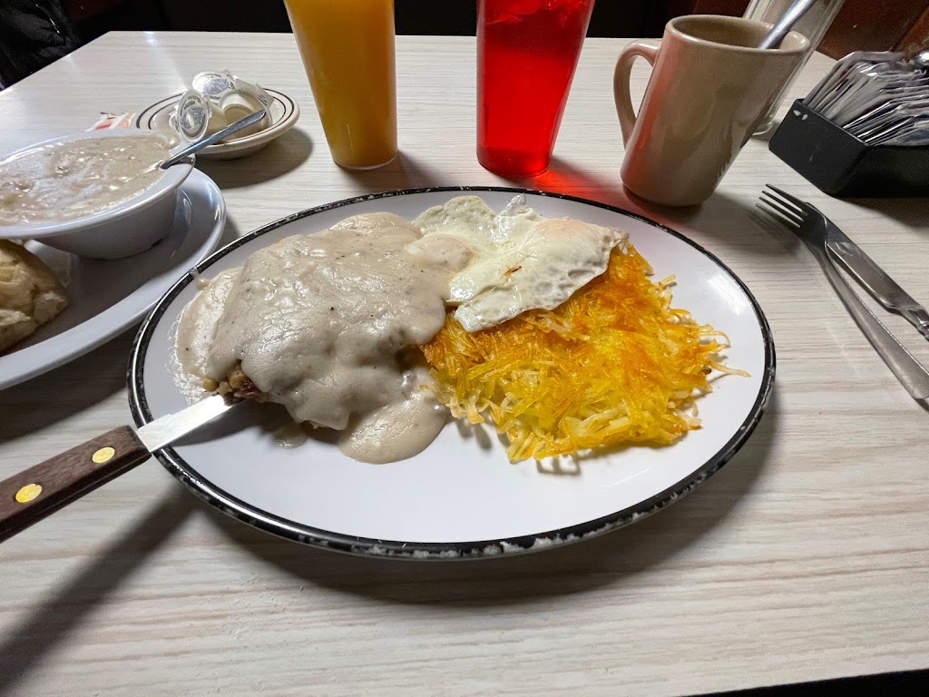 Moms Cafe | cafe | 504 S Hull St, Clovis, NM 88101, USA | 5757635050 OR +1 575-763-5050