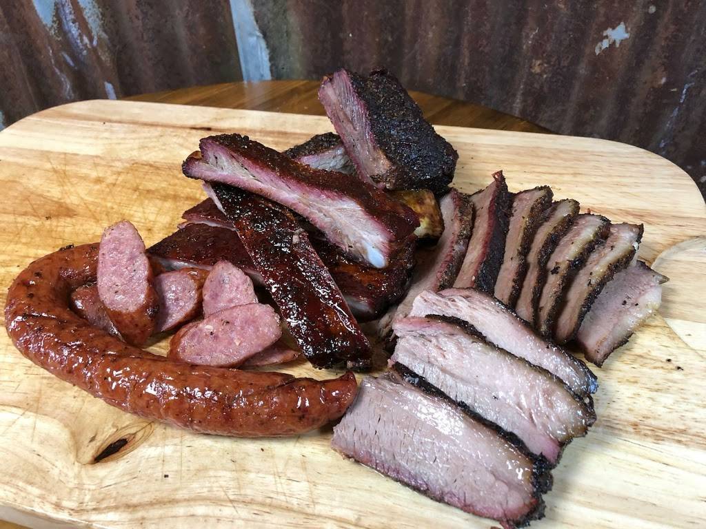 Big Berthas Barbeque and Catering | restaurant | 12512 Farm to Market Rd 529, Houston, TX 77041, USA | 8326727590 OR +1 832-672-7590