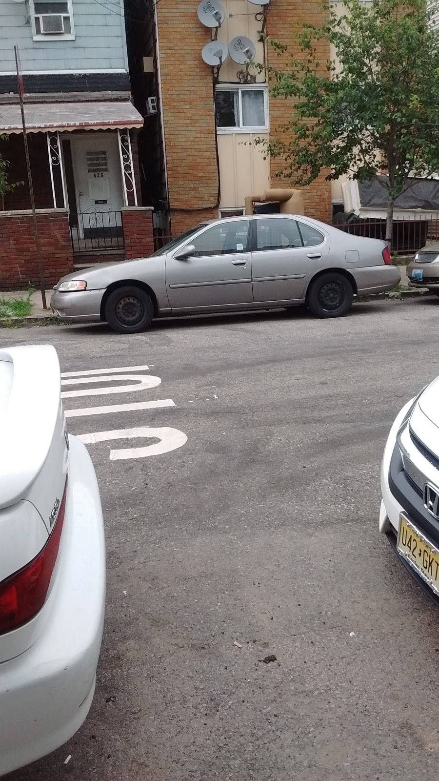 Chun Wai Restaurant | restaurant | 1317 New York Ave, Union City, NJ 07087, USA | 2012231722 OR +1 201-223-1722