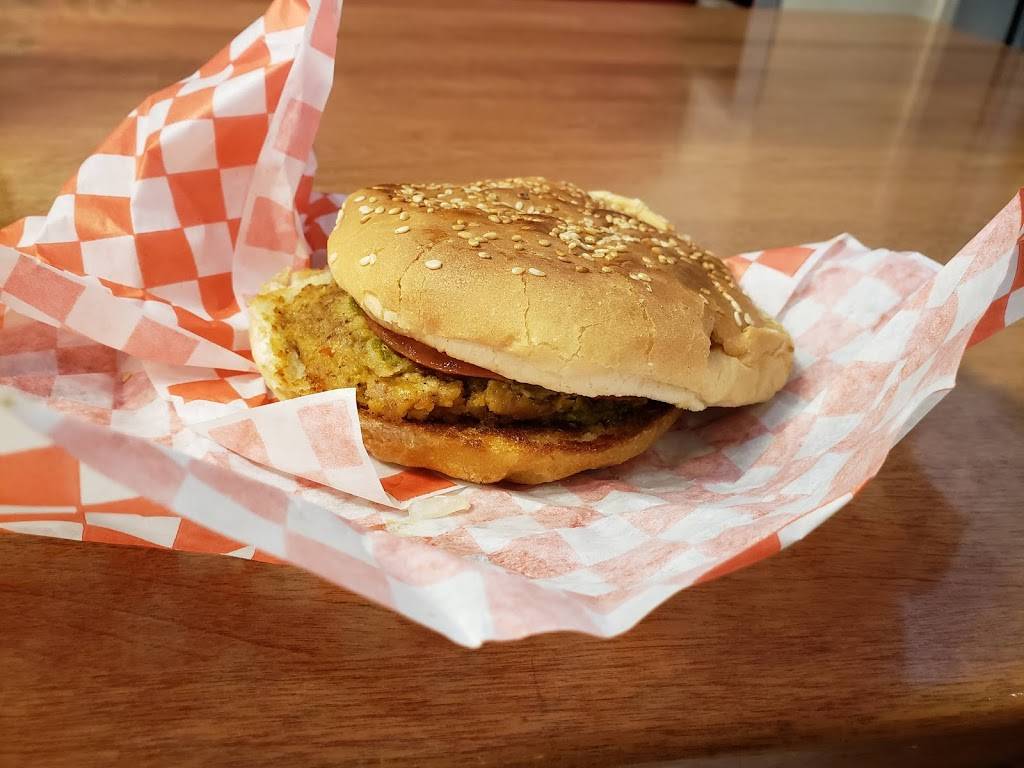 Student Biryani | restaurant | 1010 Dream Crest Rd, Mississauga, ON L5V 3A4, Canada | 9052161071 OR +1 905-216-1071