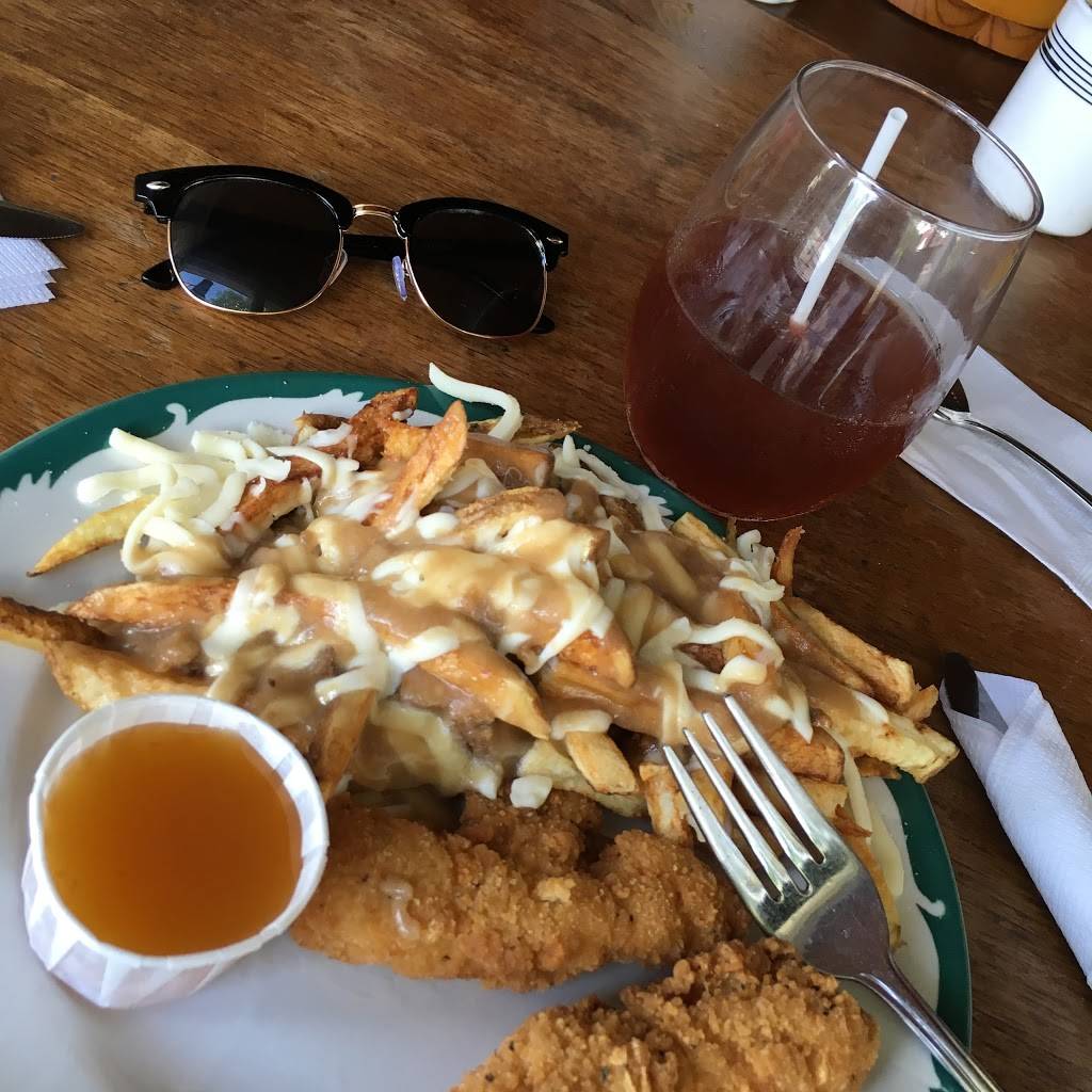 The Olde Ice House | restaurant | 1925 Lakehurst Rd, Buckhorn, ON K0L 1J0, Canada | 7056571131 OR +1 705-657-1131