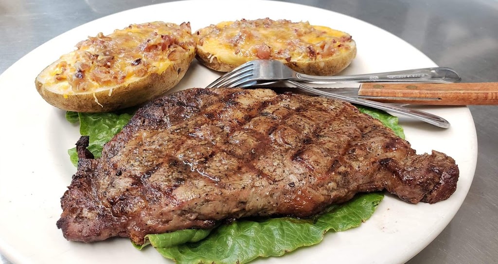 Chutes Restaurant & Bar | restaurant | 1450 N Riverbend Dr, Douglas, WY 82633, USA | 5052168742 OR +1 505-216-8742