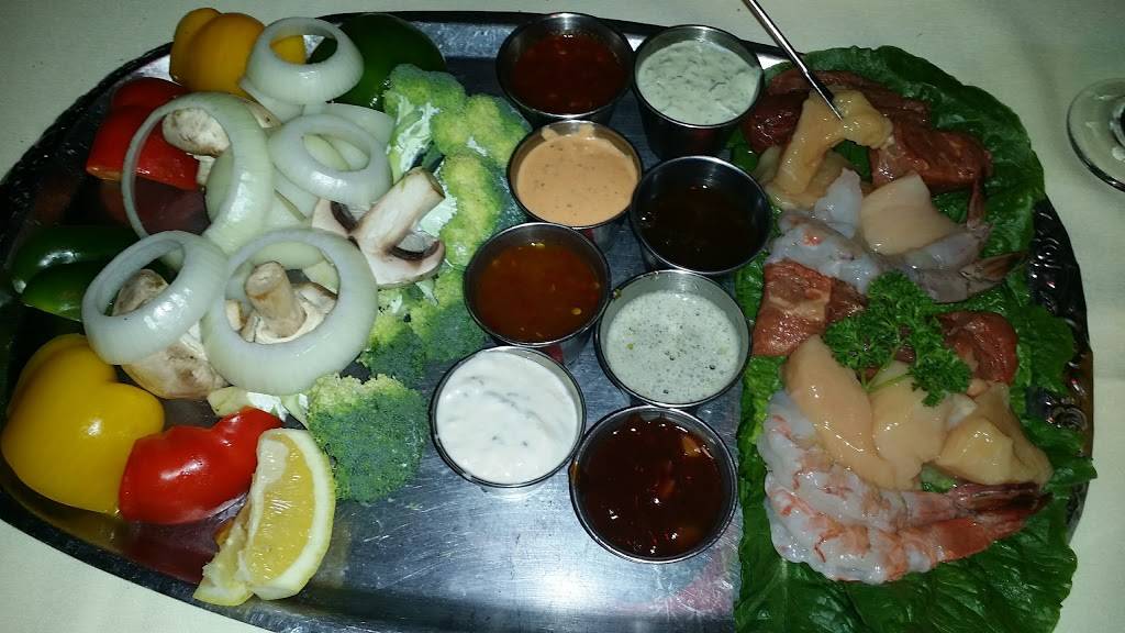 Gejas Cafe | restaurant | 340 W Armitage Ave, Chicago, IL 60614, USA | 7732819101 OR +1 773-281-9101