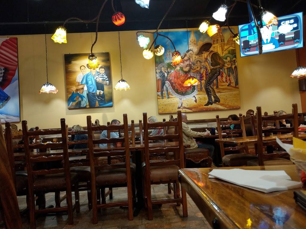 Las Trojas Cantina | restaurant | 301 Cox Creek Pkwy, Florence, AL 35630, USA | 2562841212 OR +1 256-284-1212