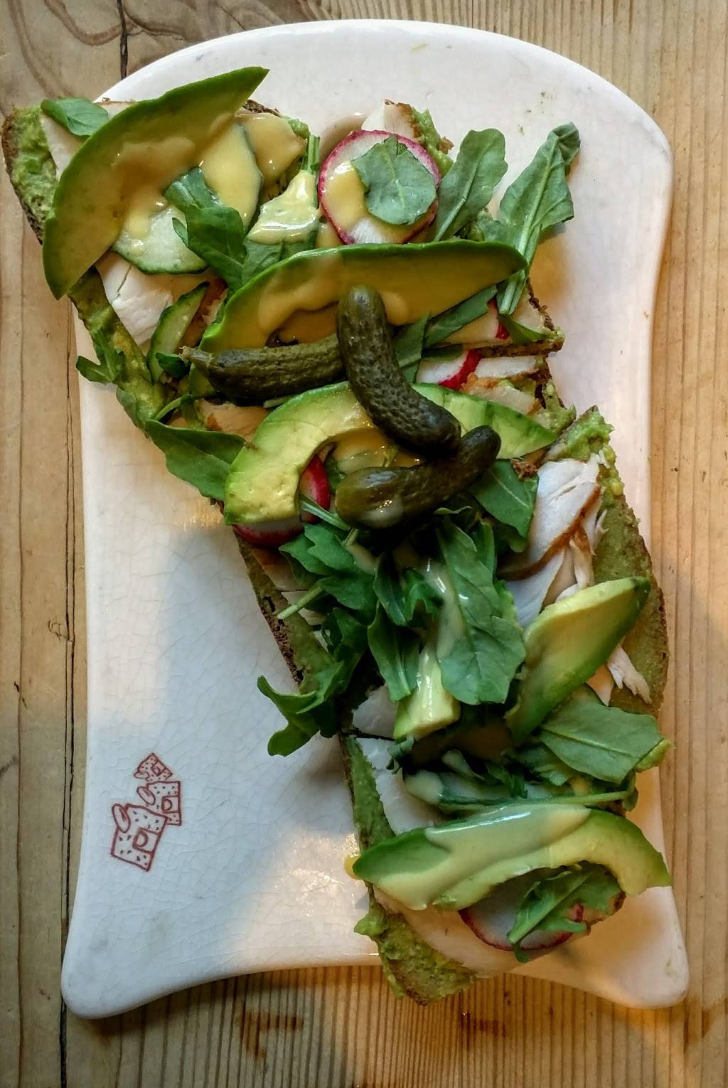 Le Pain Quotidien | restaurant | 701 King St, Alexandria, VA 22314, USA | 7036832273 OR +1 703-683-2273