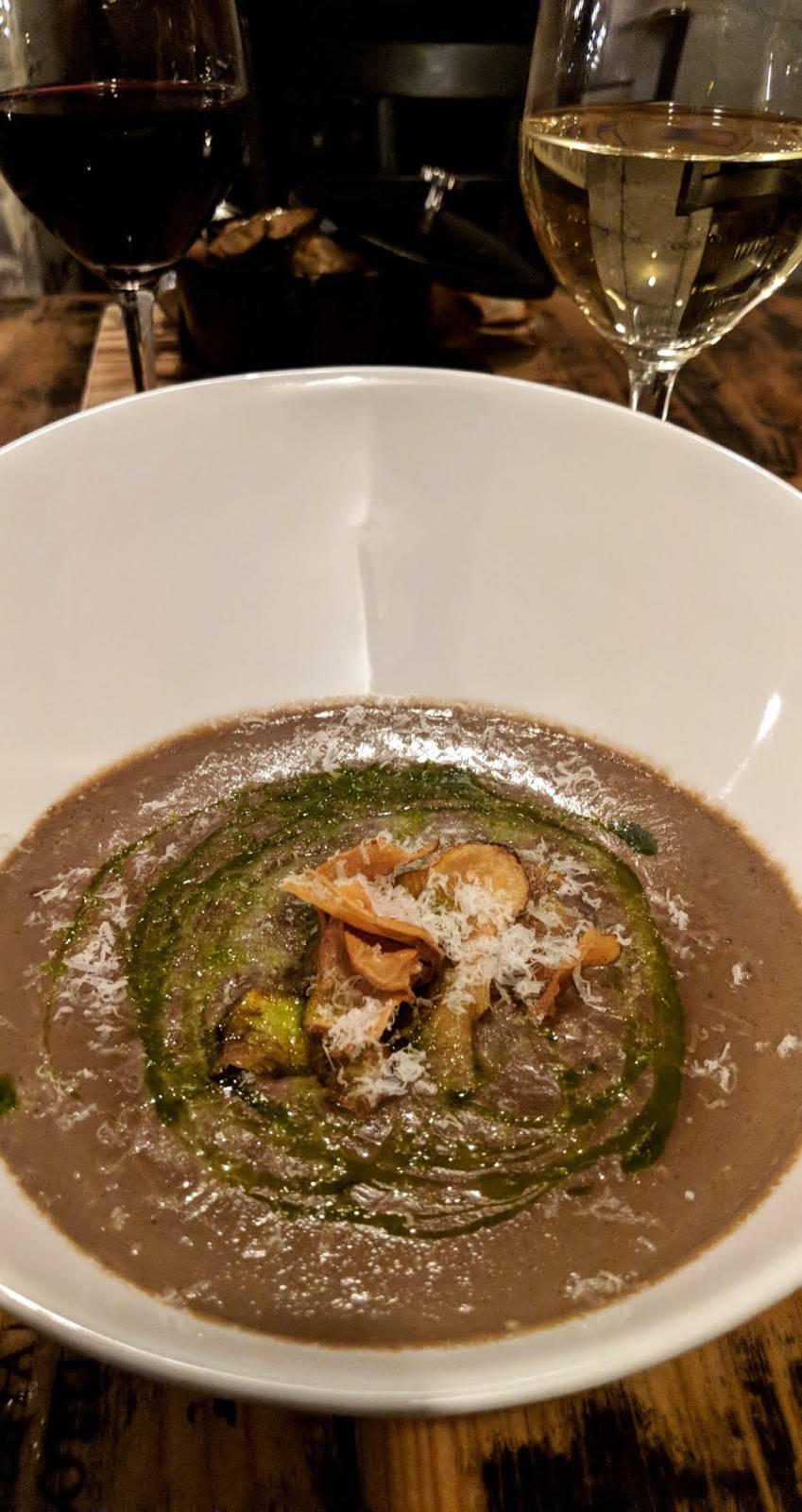 Heirloom a Modern Farmhouse | restaurant | 18344 Beach Blvd, Huntington Beach, CA 92648, USA | 7143756543 OR +1 714-375-6543