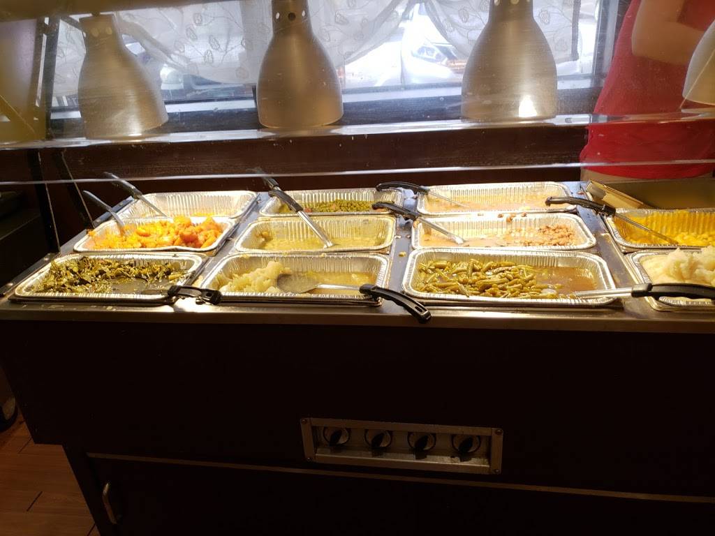 Sarah Lees Southern Cooking | restaurant | 6646 US-51, Millington, TN 38053, USA | 9018730906 OR +1 901-873-0906