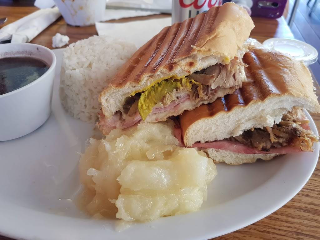 Chicas Cuban Cafe | restaurant | 208 W Howry Ave, DeLand, FL 32720, USA | 3864699969 OR +1 386-469-9969