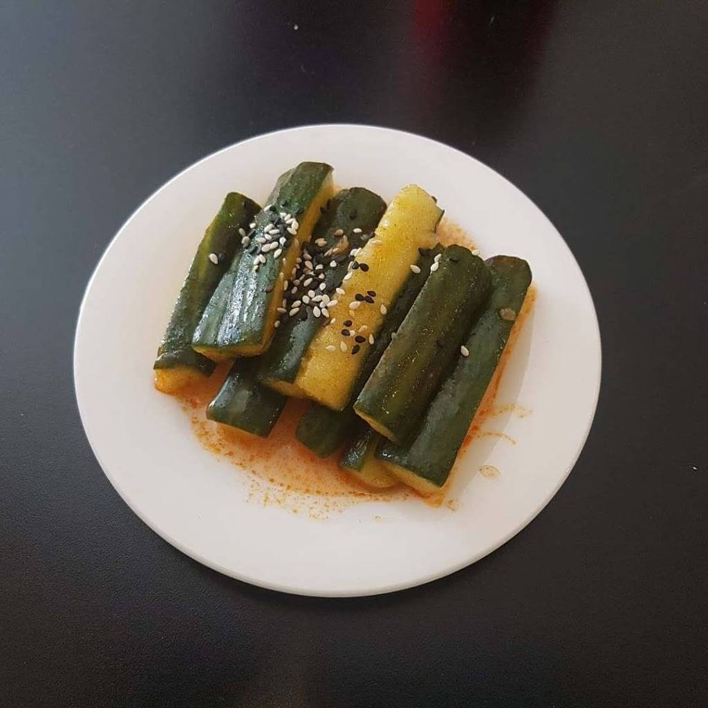 Ai Dumpling | restaurant | 6592 Avenue Somerled, Montréal, QC H4V 1S9, Canada | 5143691777 OR +1 514-369-1777