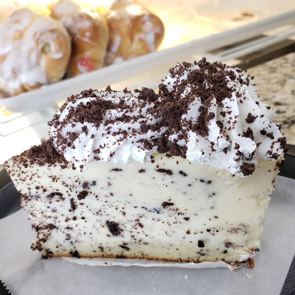 El Cafetal | bakery | 6125 S Semoran Blvd, Orlando, FL 32822, USA | 4072705904 OR +1 407-270-5904