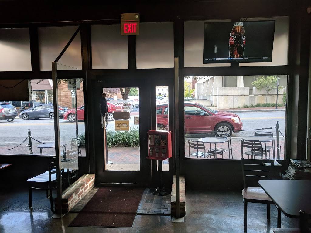 Dell Annos Pizza Kitchen | restaurant | 316 Main St, Danville, VA 24541, USA | 4347931100 OR +1 434-793-1100