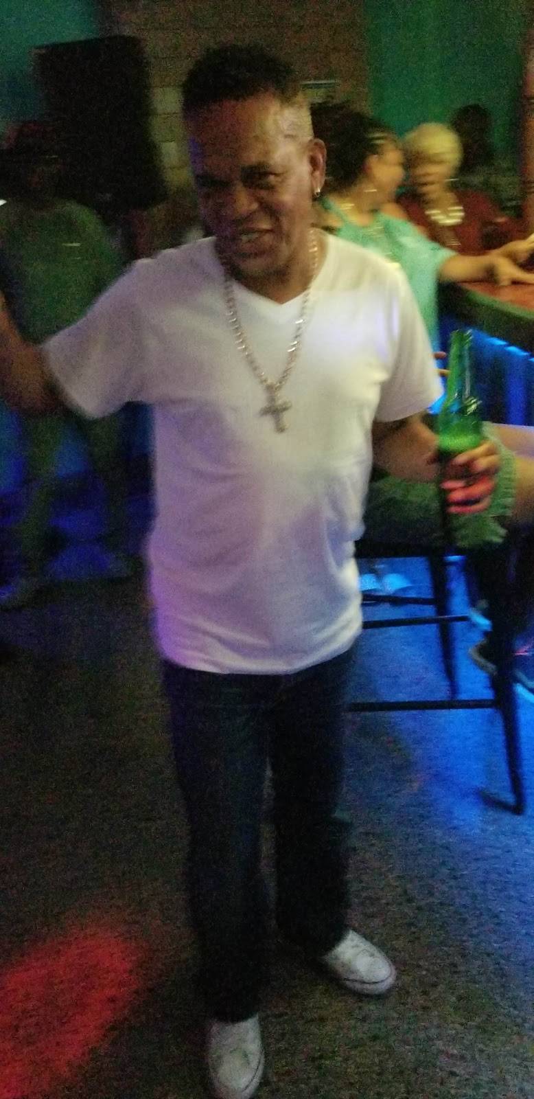 Lions Den Bar & Grill | restaurant | 1695 Jane St, North York, ON M9N 2S3, Canada | 6474967754 OR +1 647-496-7754