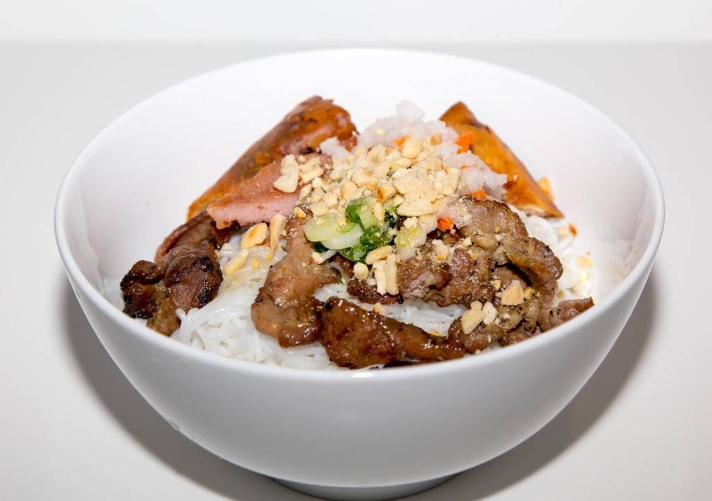 Phamous Cafe | restaurant | 7127 Hollister Ave # 25, Goleta, CA 93117, USA | 8058459881 OR +1 805-845-9881