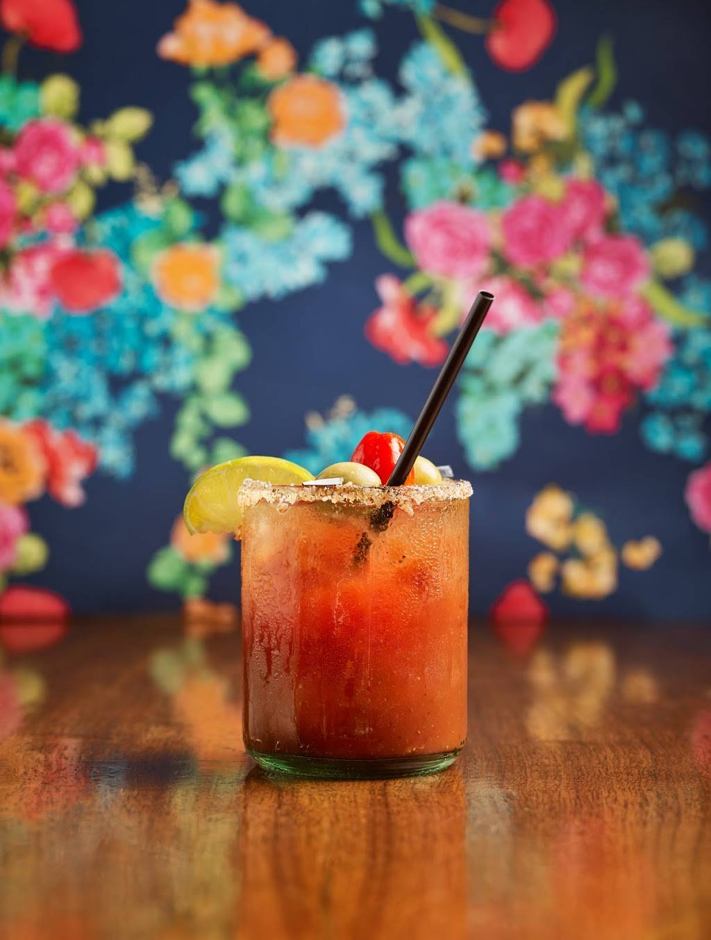 Nada | restaurant | 202 21st Ave S, Nashville, TN 37203, USA | 6159253362 OR +1 615-925-3362