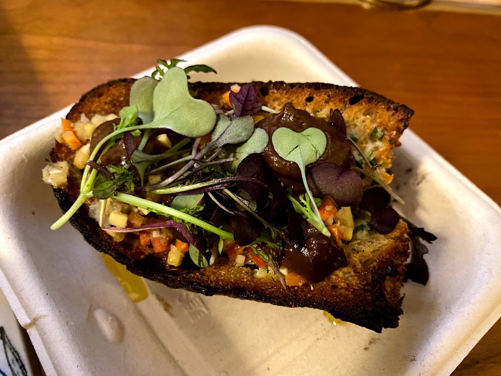 Flour + Water | restaurant | 2401 Harrison St, San Francisco, CA 94110, USA | 4158267000 OR +1 415-826-7000