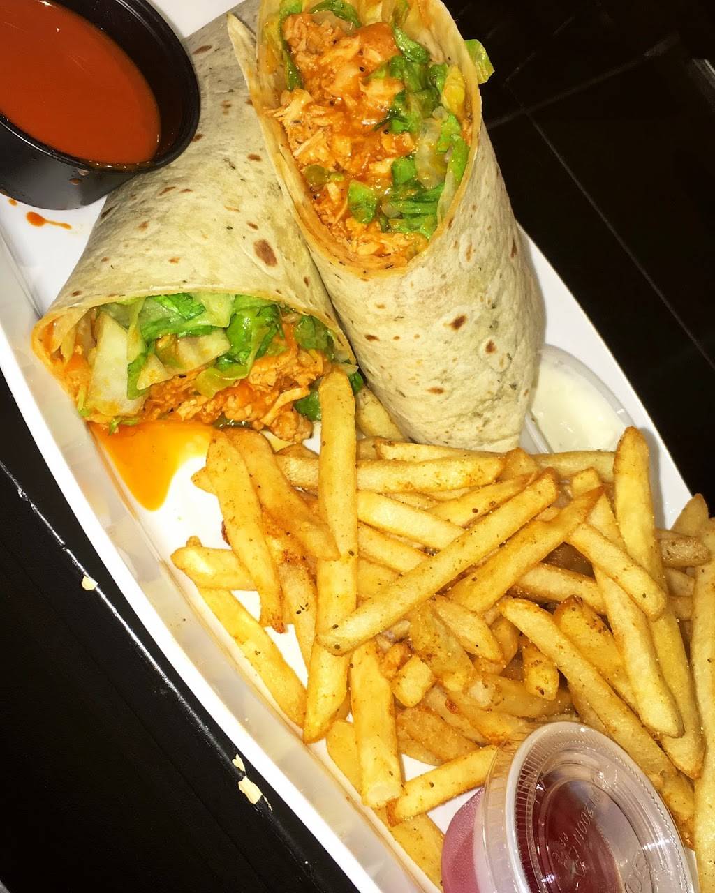 Barcode Lounge and restaurant | restaurant | 2909, 1643 W Hunting Park Ave, Philadelphia, PA 19140, USA | 2158364851 OR +1 215-836-4851