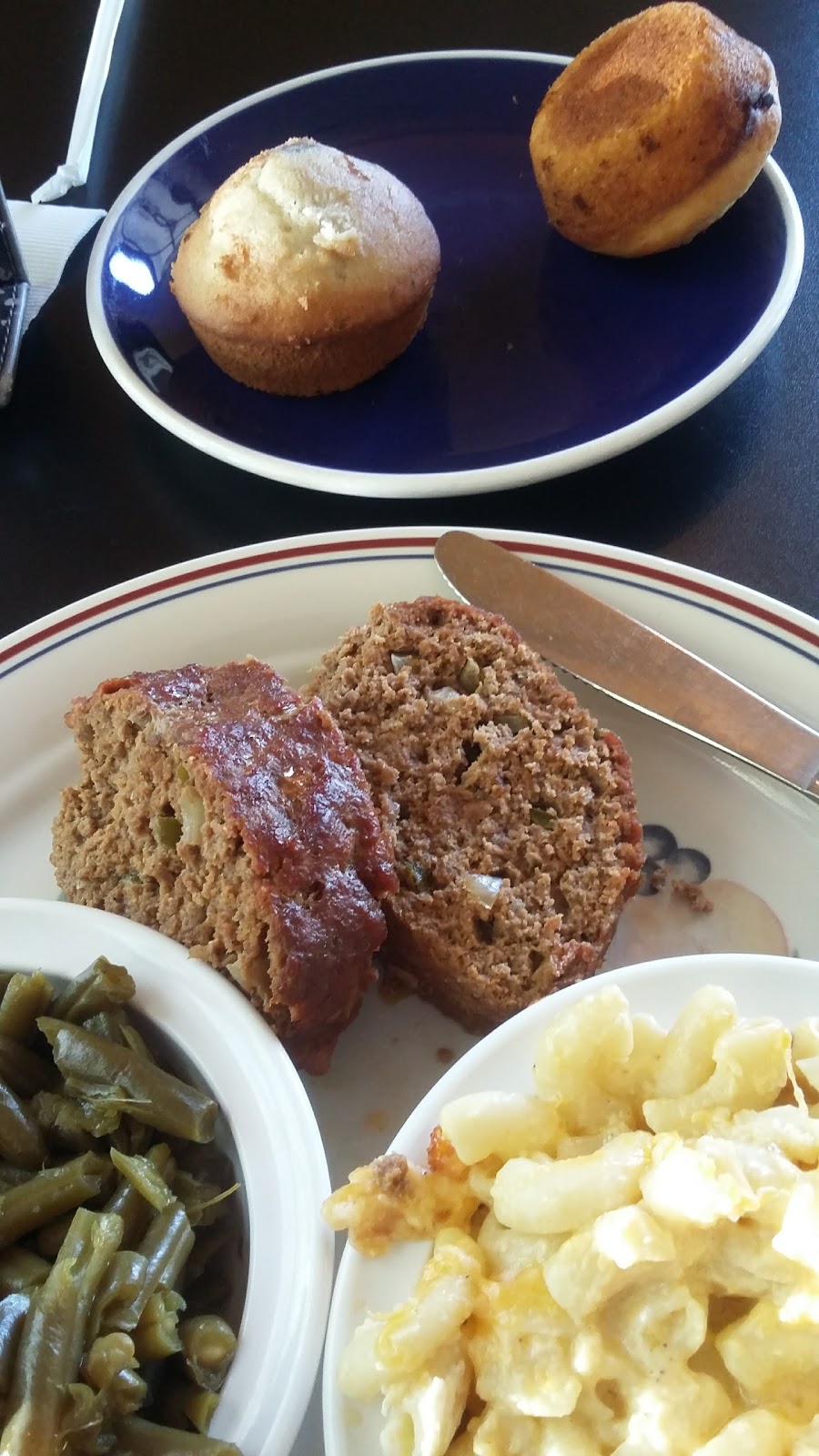 Holland House Restaurant | restaurant | 601 E 68th St, Savannah, GA 31405, USA | 9123523382 OR +1 912-352-3382