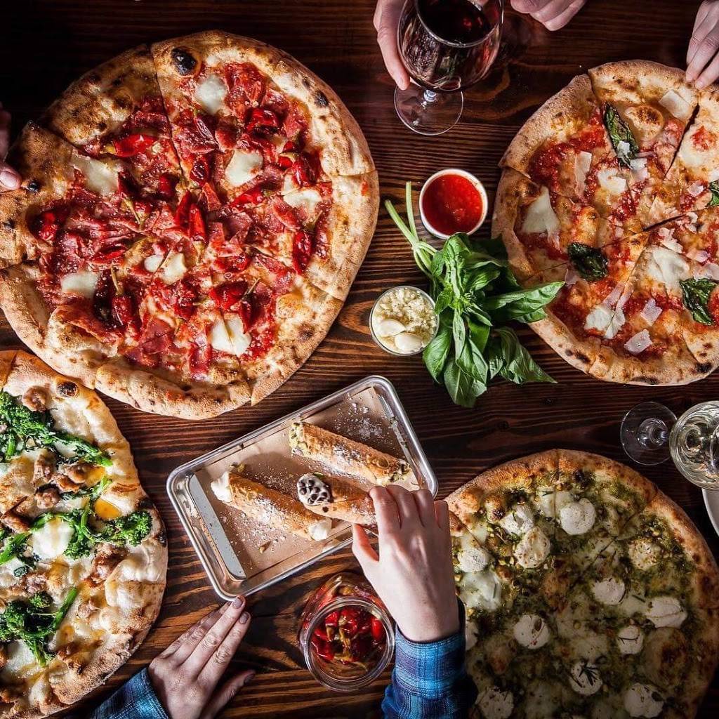 mickeys pizzeria | restaurant | 5 Wilton Gansevoort Rd, Gansevoort, NY 12831, USA | 9512105681 OR +1 951-210-5681