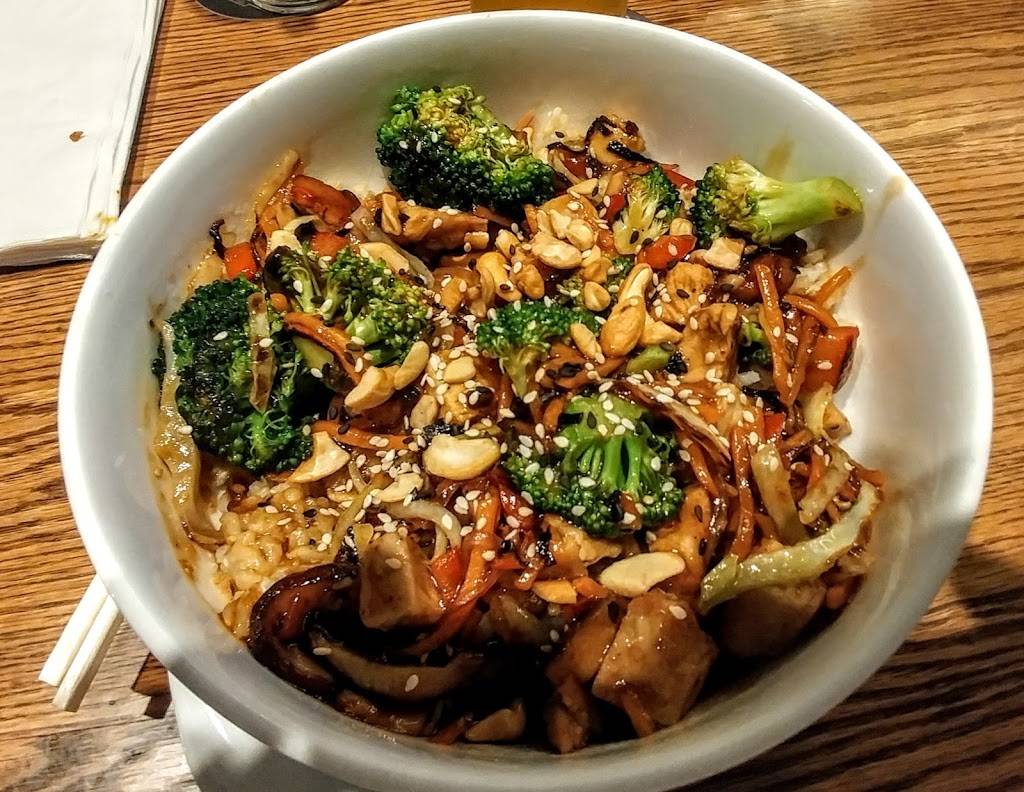 State & Main Kitchen & Bar | restaurant | 671 Wonderland Rd N, London, ON N6H 0H9, Canada | 5194735887 OR +1 519-473-5887