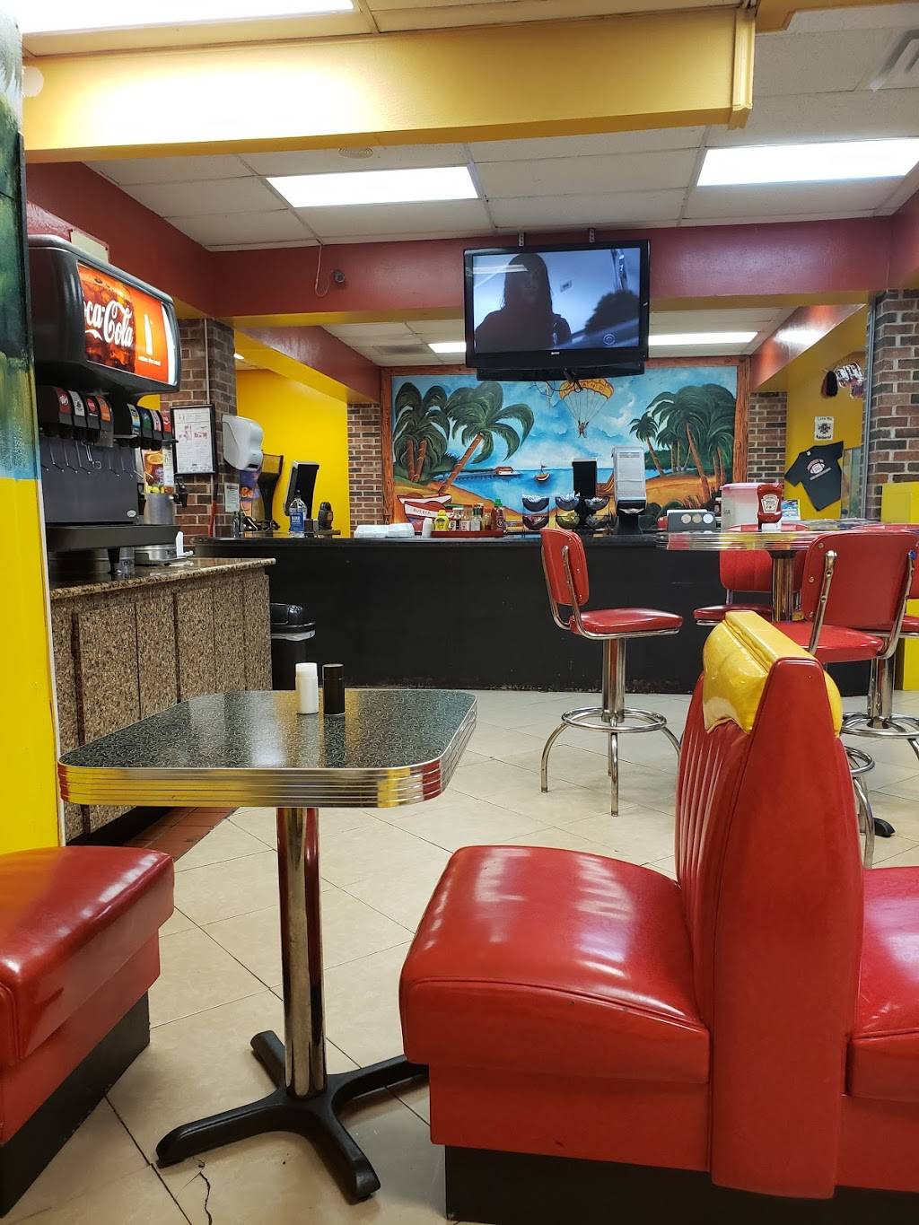 Burger Island | restaurant | 1529 W Buckingham Rd, Garland, TX 75042, USA | 9725302800 OR +1 972-530-2800