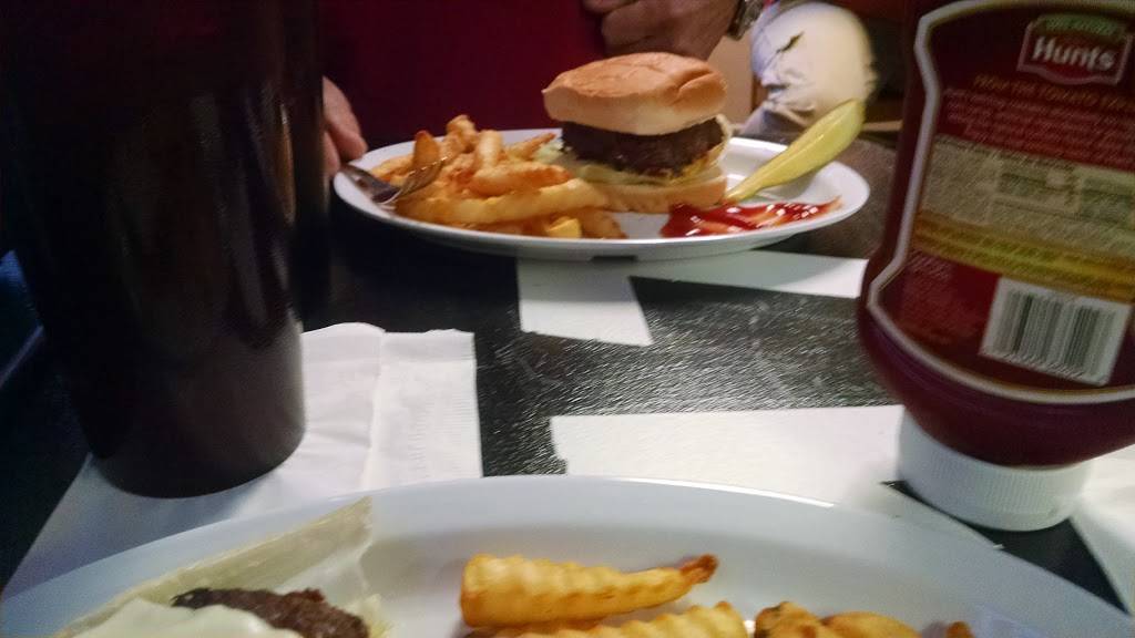 Sheilas Pizza | meal delivery | 119 Lightwood Rd, Deatsville, AL 36022, USA | 3345691116 OR +1 334-569-1116