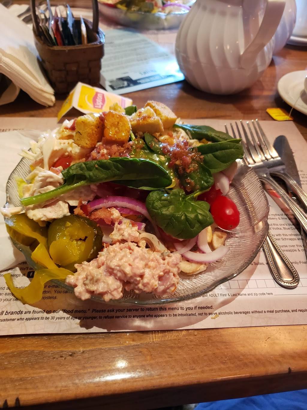 Millers Smorgasbord Restaurant | restaurant | 2811 Lincoln Hwy E, Ronks, PA 17572, USA | 7176876621 OR +1 717-687-6621