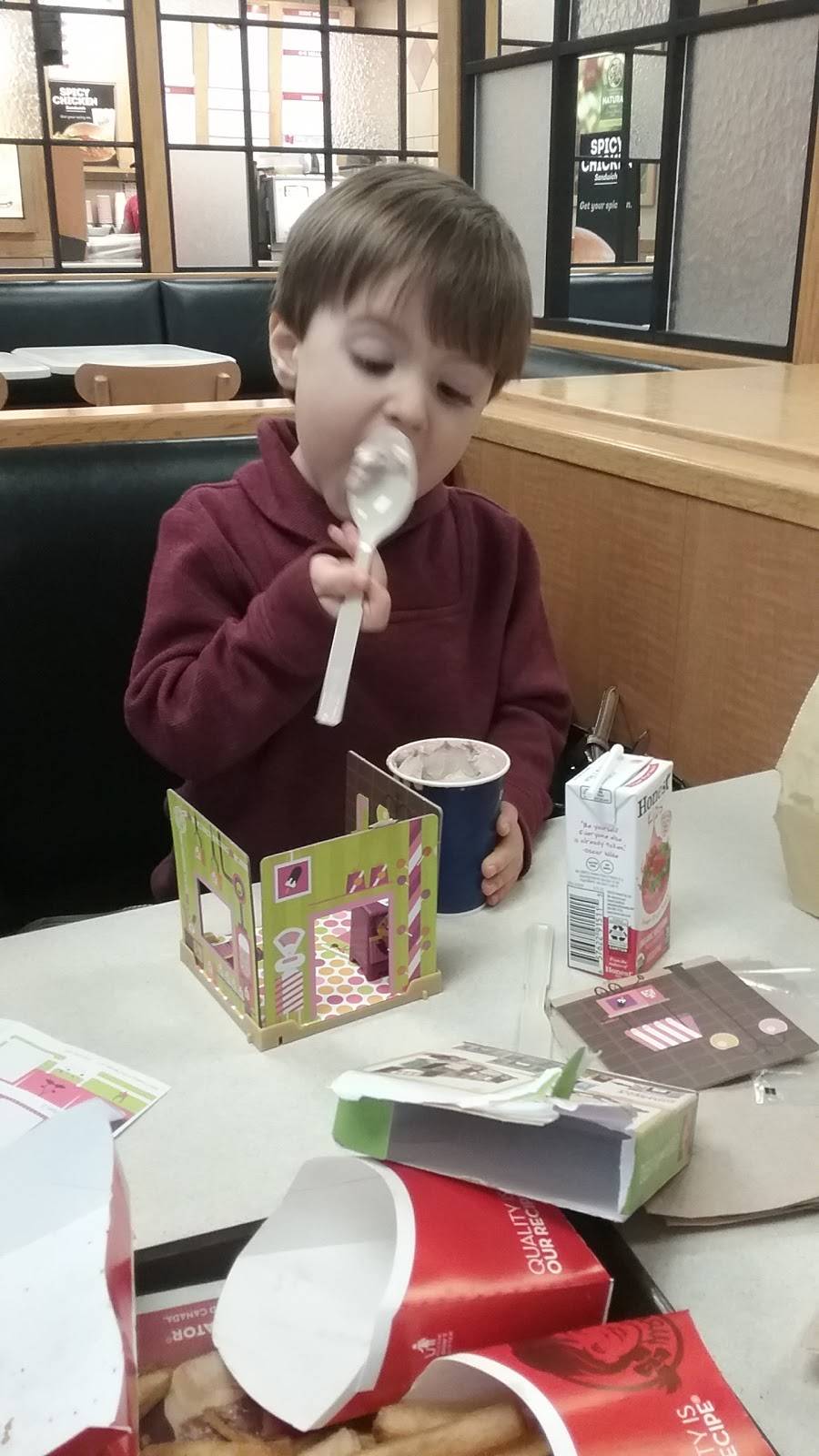 Wendys | restaurant | 1419 Williamson Rd NE, Roanoke, VA 24012, USA | 5403440599 OR +1 540-344-0599