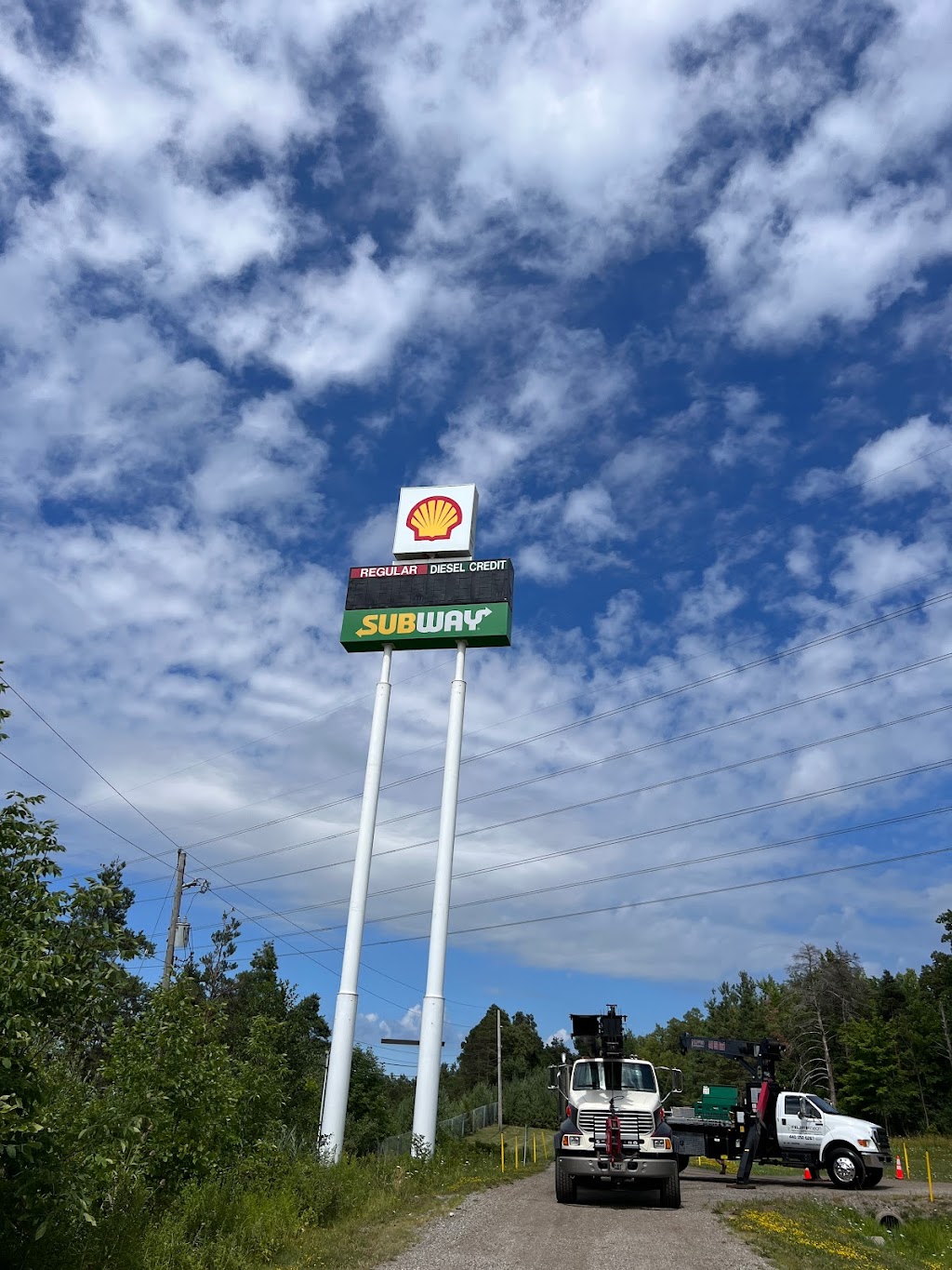 Shell | restaurant | 5941 Vrooman Rd, Painesville, OH 44077, USA | 4407601006 OR +1 440-760-1006