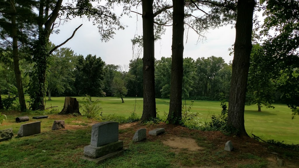 Big Bend Golf Course | restaurant | 315 W 10th St, Uhrichsville, OH 44683, USA | 7402297660 OR +1 740-229-7660