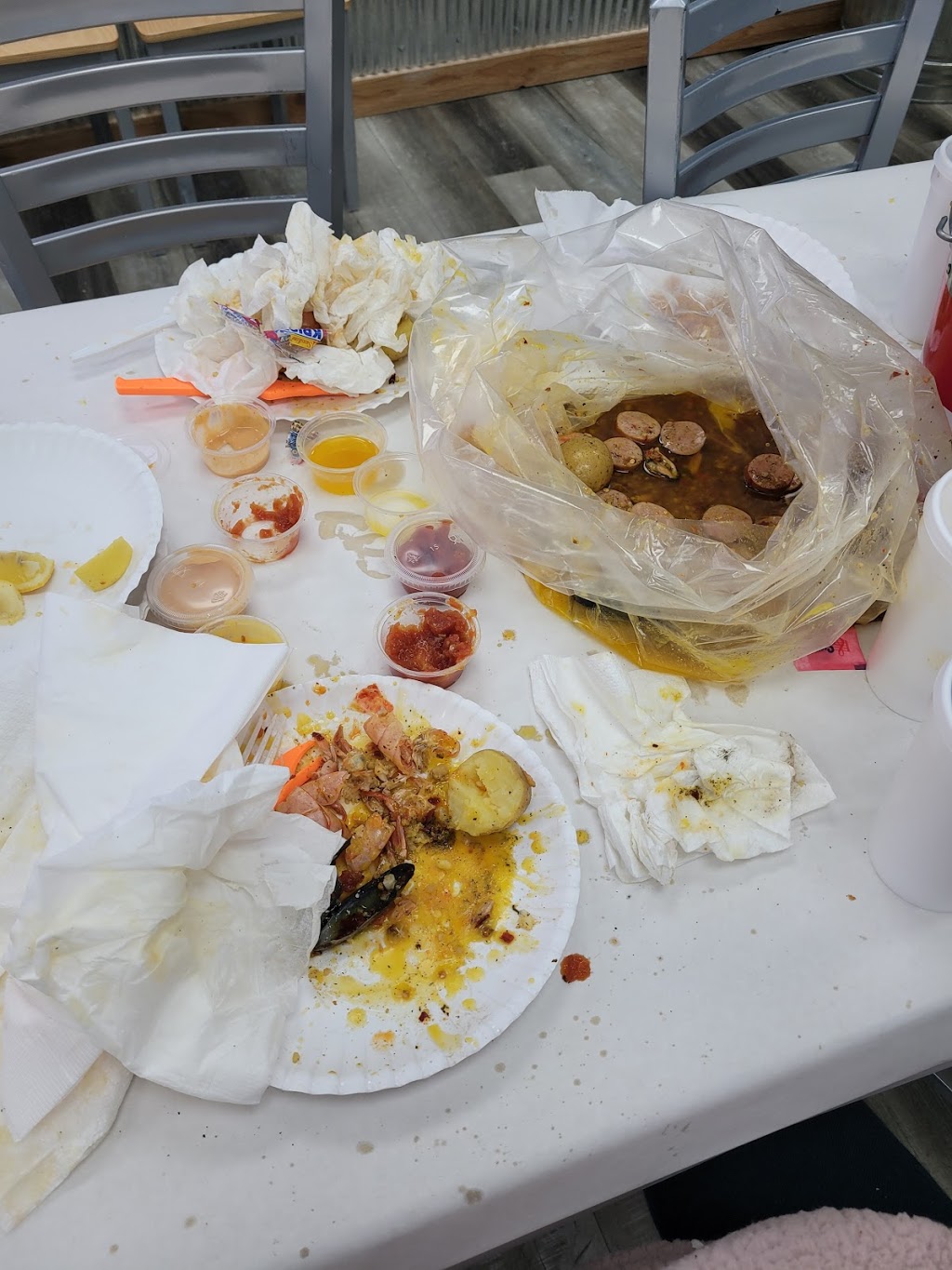 Krackin Cajun Seafood House | restaurant | 3025 S Main St Ste 1, Joplin, MO 64804, USA | 4175407437 OR +1 417-540-7437