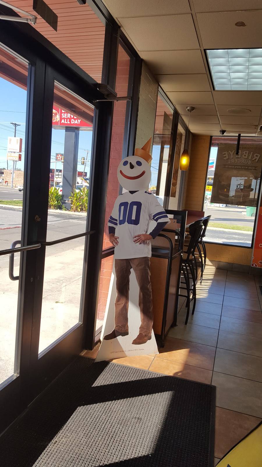 Jack in the Box | restaurant | 6403 Wesley St, Greenville, TX 75402, USA | 9034541616 OR +1 903-454-1616