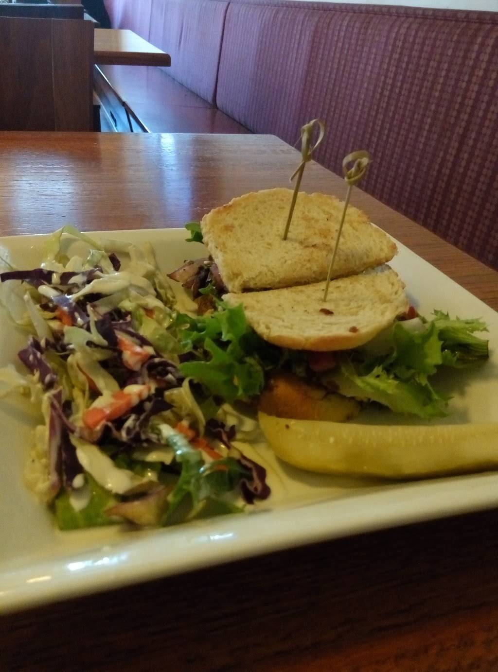 Vesta Pizzeria and Family Restaurant | restaurant | 2 S Main St, Boonsboro, MD 21713, USA | 3014326166 OR +1 301-432-6166