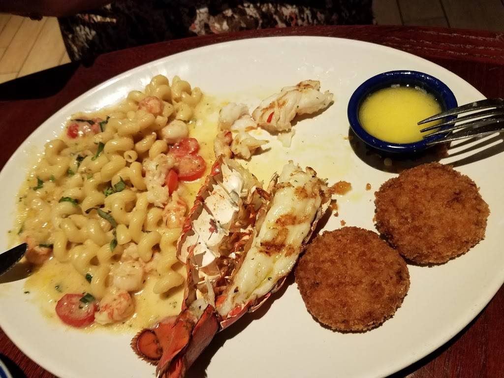 Red Lobster | restaurant | 259 Clairton Blvd, Pittsburgh, PA 15236, USA | 4126533552 OR +1 412-653-3552