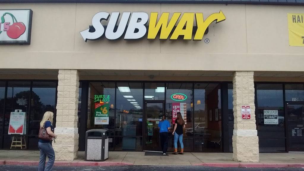 Subway | restaurant | 8530 Hixson Pike, Hixson, TN 37343, USA | 4238422709 OR +1 423-842-2709