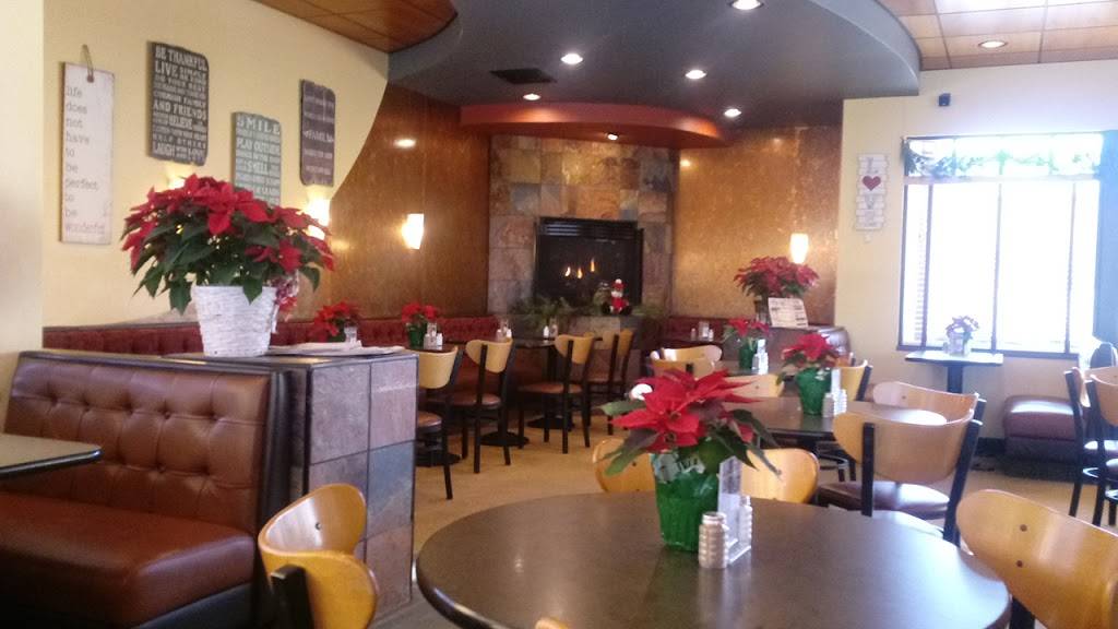 Roberts Frozen Custard | restaurant | N112W16040 Mequon Rd, Germantown, WI 53022, USA | 2622501683 OR +1 262-250-1683