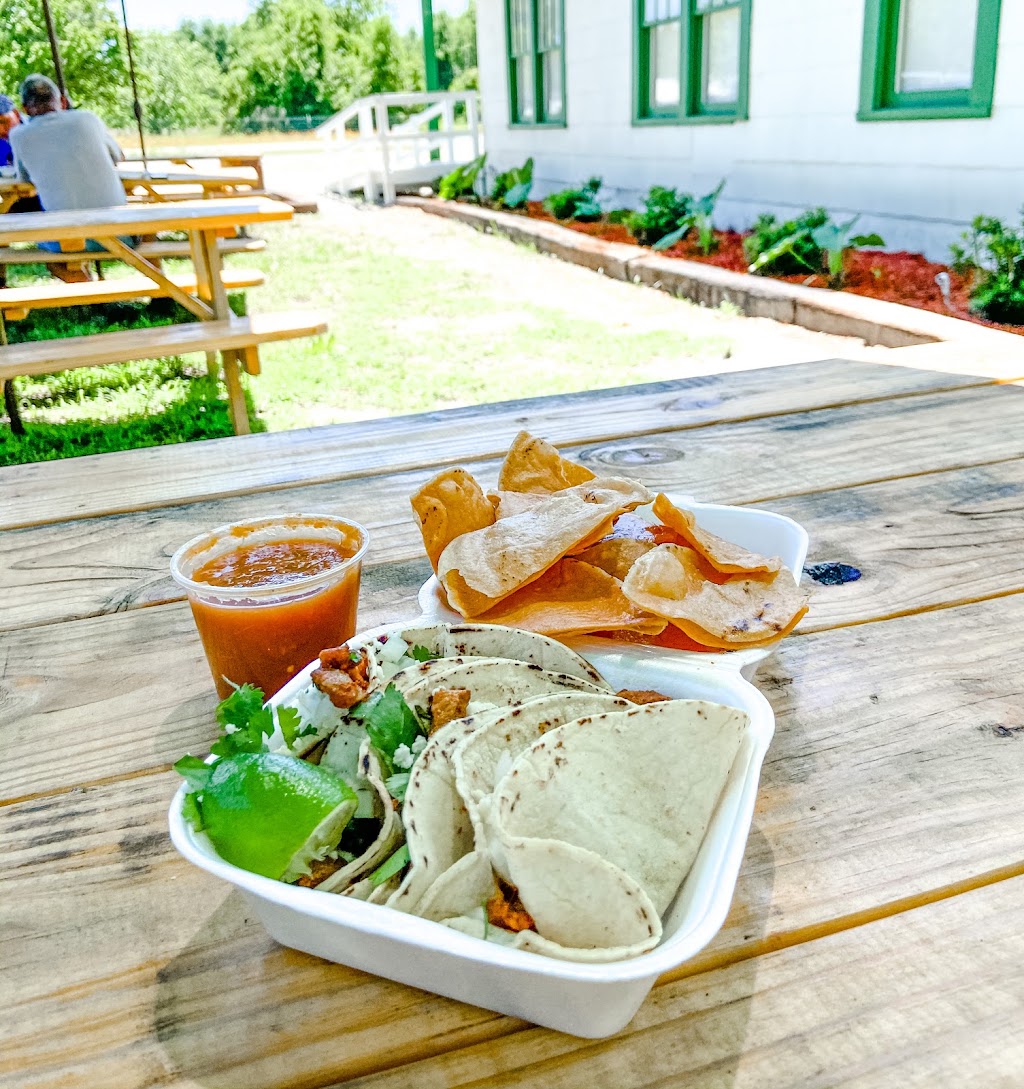 The Farm Stand | restaurant | 27687 US-129, Branford, FL 32008, USA | 3863399443 OR +1 386-339-9443