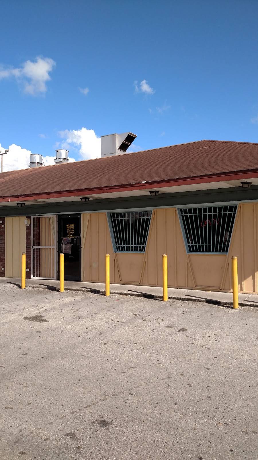 Chez Telfort Restaurant | restaurant | 2215 W Oak Ridge Rd, Orlando, FL 32809, USA | 4078578222 OR +1 407-857-8222