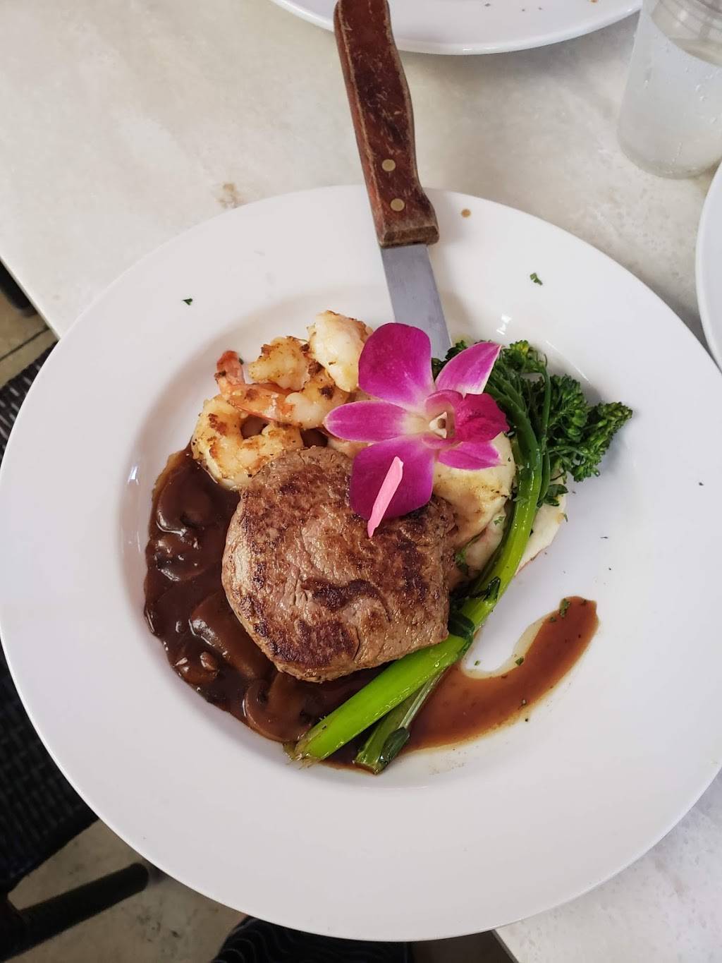 Palace | night club | 1052 Ocean Dr, Miami Beach, FL 33139, USA | 3055317234 OR +1 305-531-7234