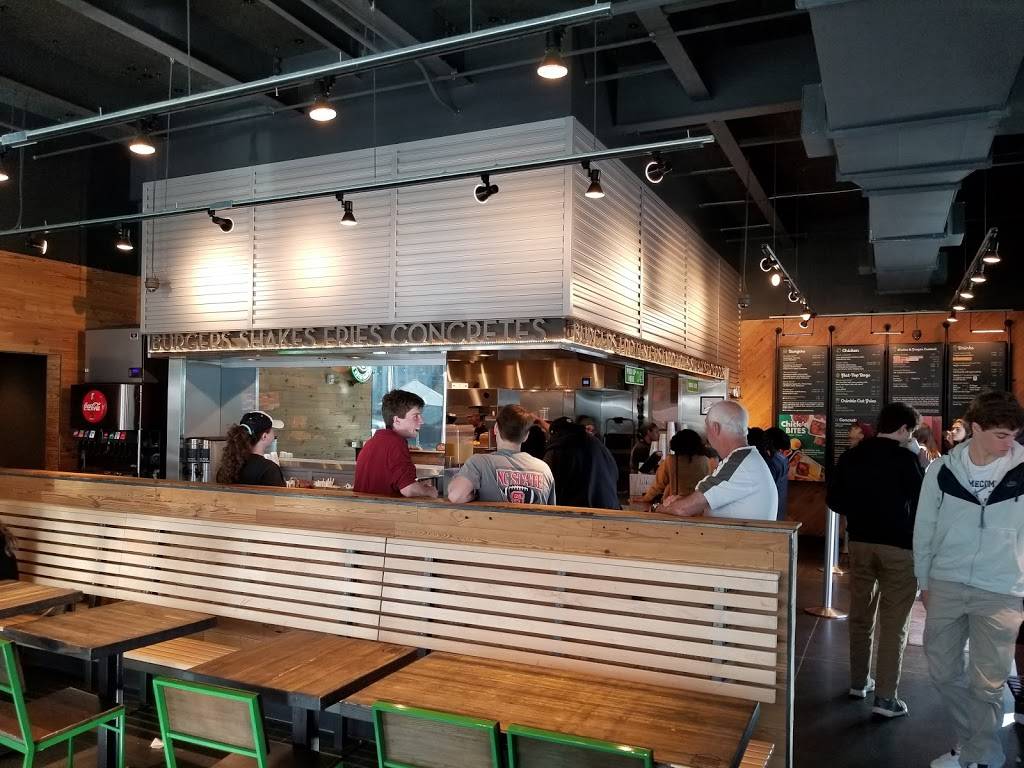 Shake Shack | restaurant | 1605 E Woodlawn Rd, Charlotte, NC 28209, USA | 9802653188 OR +1 980-265-3188