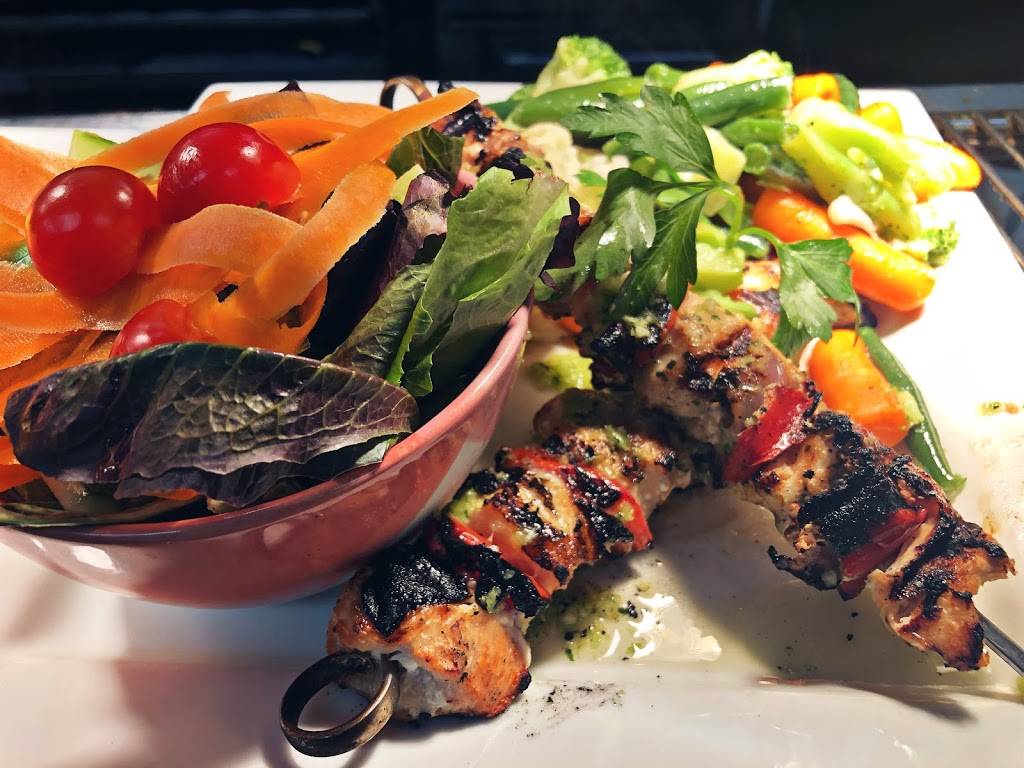 Postcard Restaurant & Bar | restaurant | 5825 Dixie Rd, Mississauga, ON L4W 4V7, Canada | 9056708180 OR +1 905-670-8180