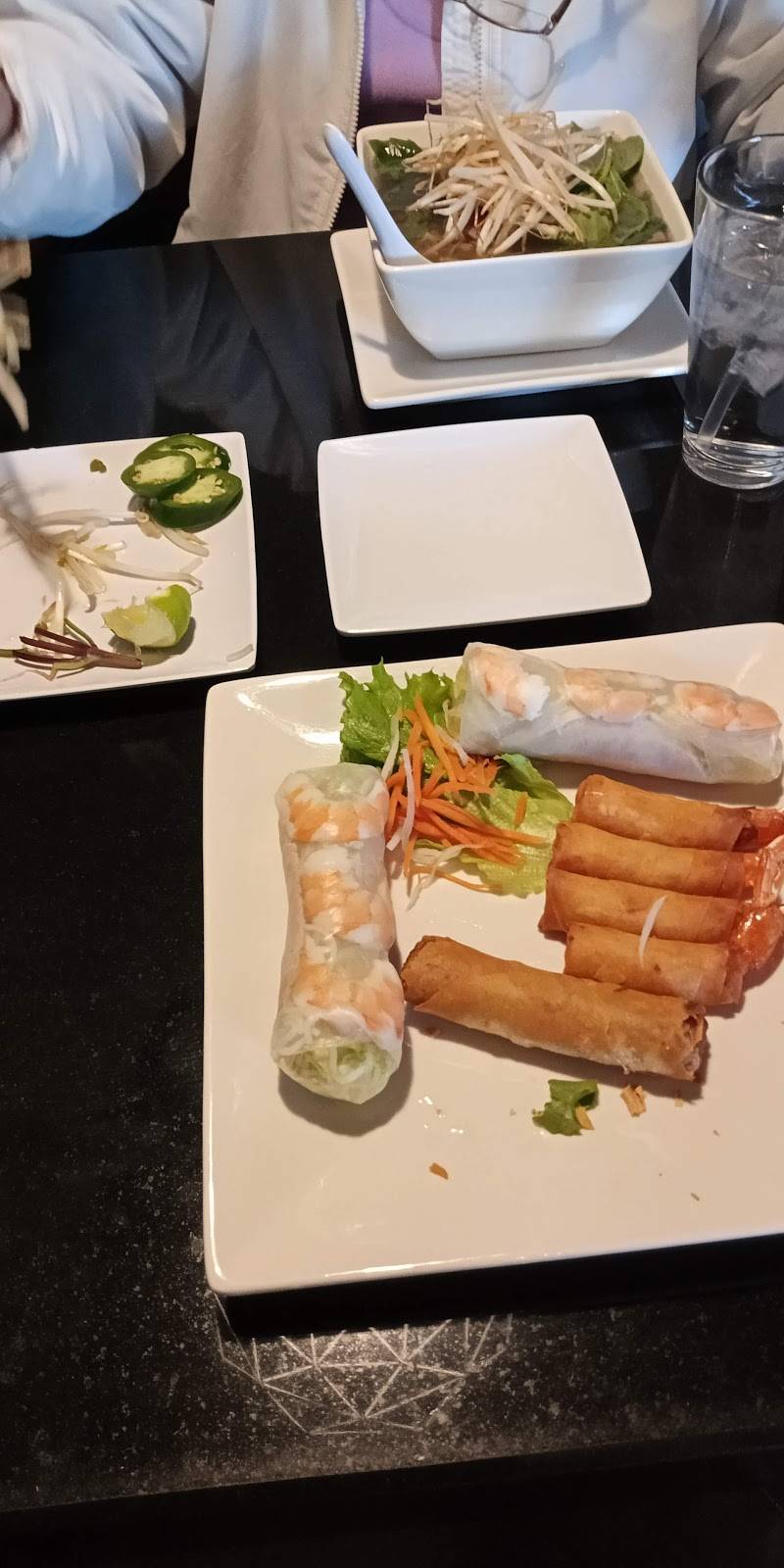 Song Lynn Vietnamese Cuisine | restaurant | 13749 N Litchfield Rd Ste. G109, Surprise, AZ 85379, USA | 6232149775 OR +1 623-214-9775