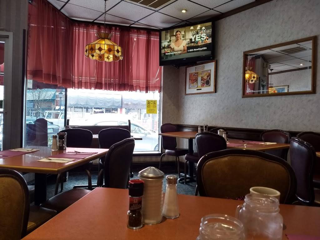 Joes Rusty Nail Restaurant | restaurant | 560 Lincoln Ave, Bellevue, PA 15202, USA | 4127669228 OR +1 412-766-9228