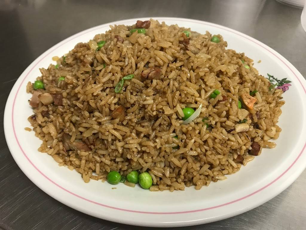 Lakeside Chinese Cuisine | restaurant | 44 Bolton St, Bobcaygeon, ON K0M 1A0, Canada | 7057386886 OR +1 705-738-6886